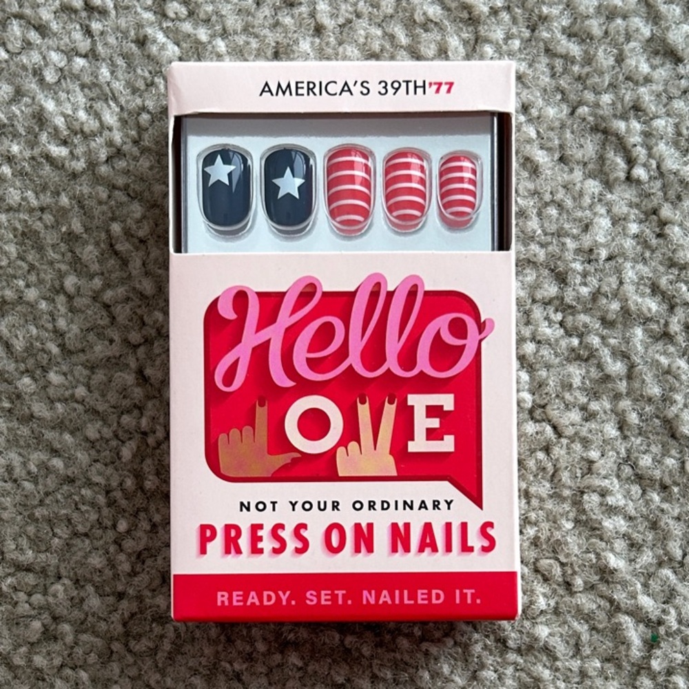 Hello Love Press On Nails